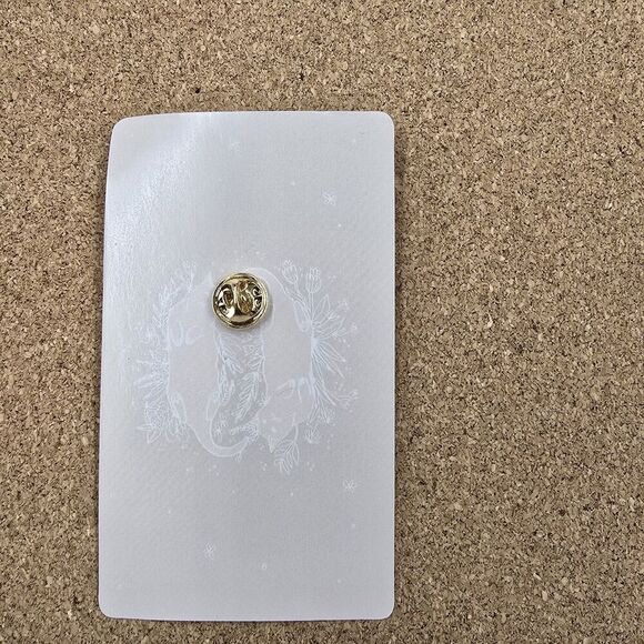 Hello Kitty  Collectors / Trading Pin - Picture 2 of 2